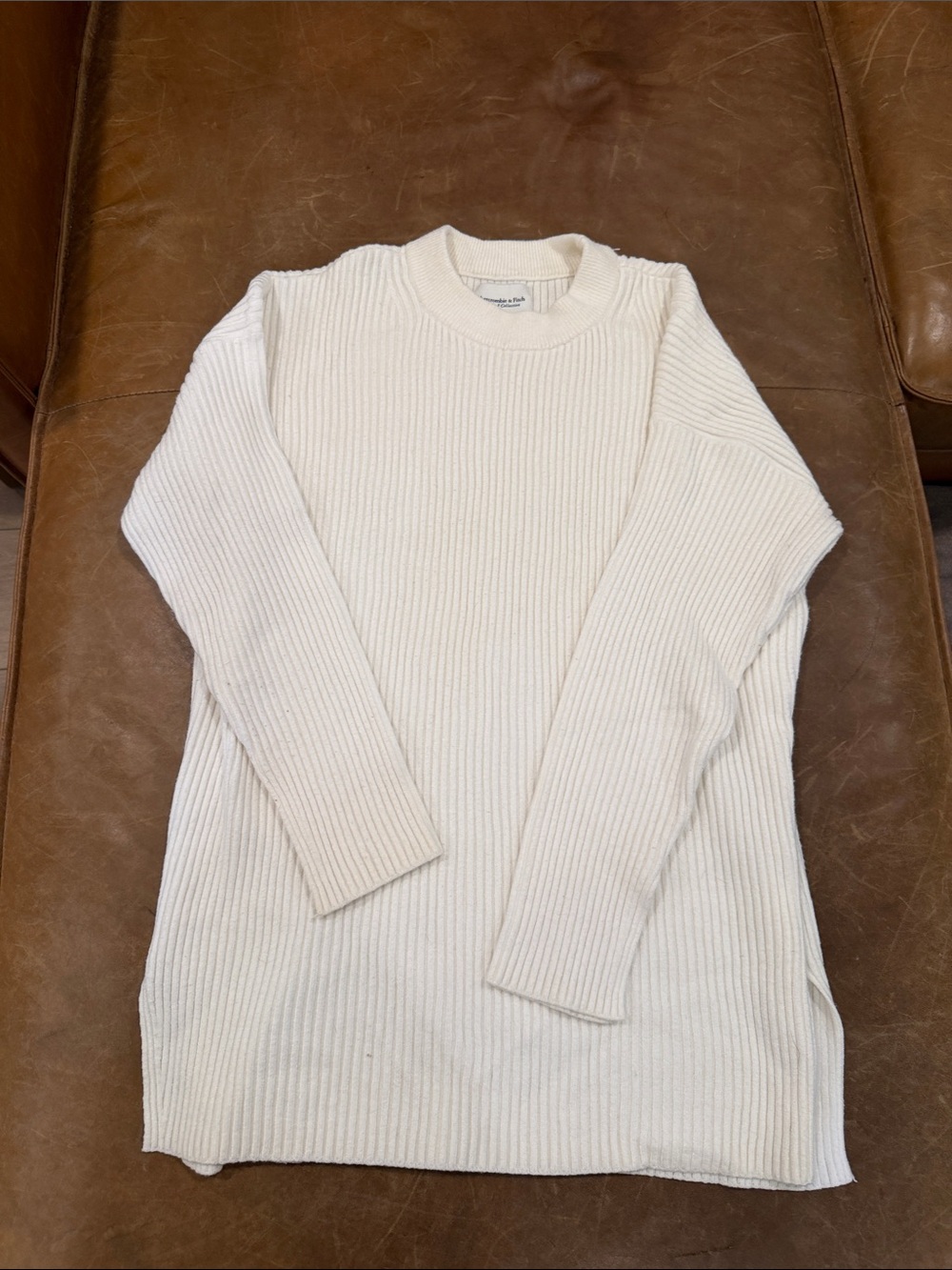 AbercrombieWomen's Cream Ribbed Crewneck Tunic Sweater
